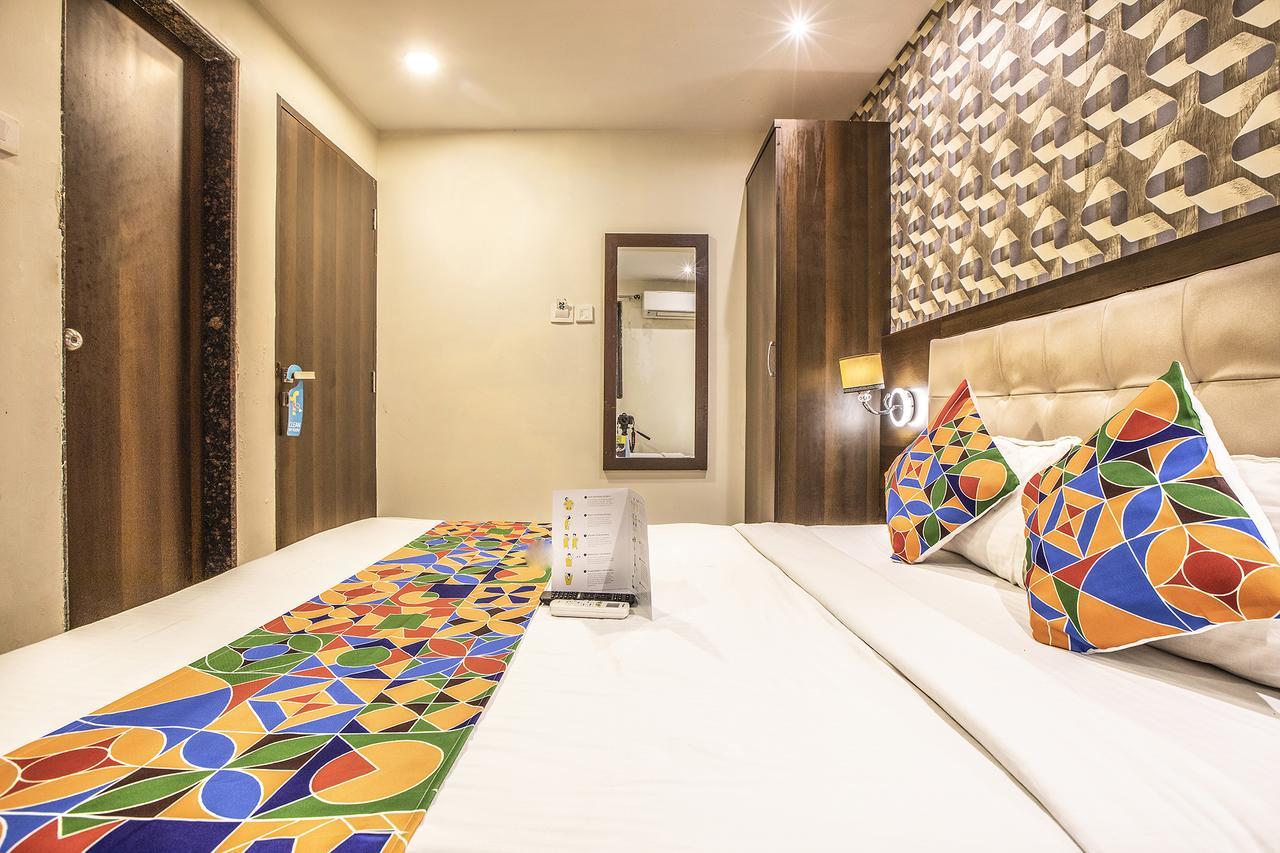 Hygienic Hotel Liberty Plaza Bombaim Exterior foto