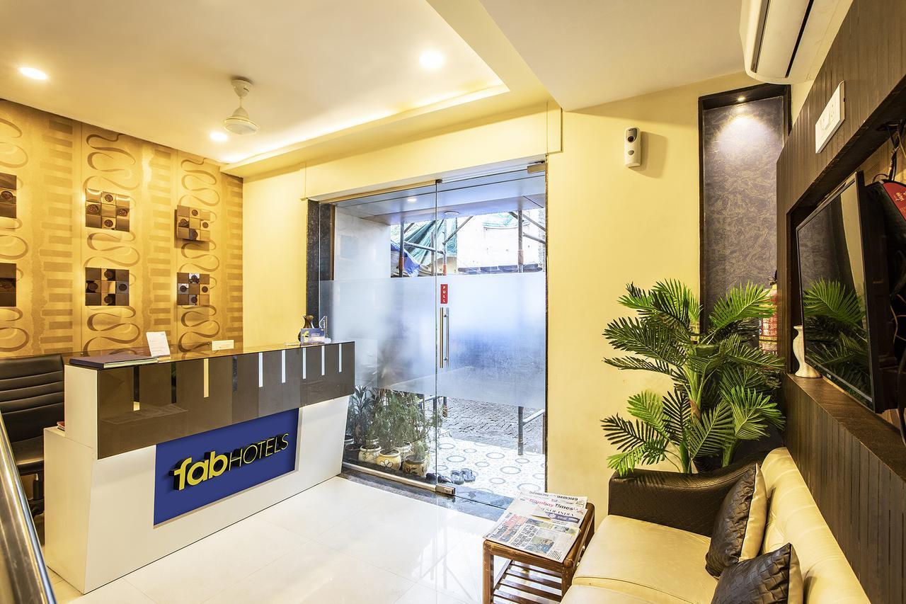 Hygienic Hotel Liberty Plaza Bombaim Exterior foto